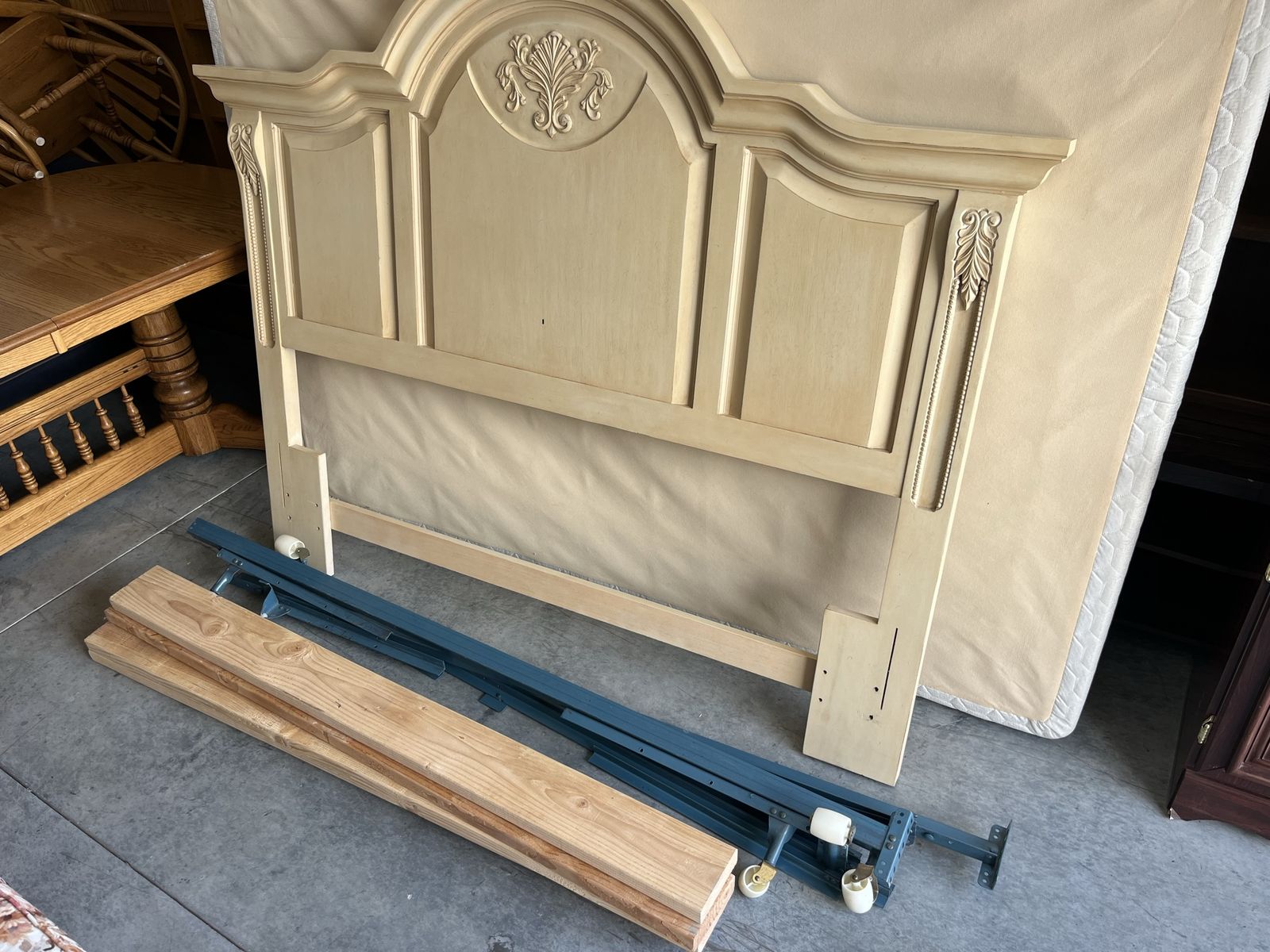 Wood Queen Bed