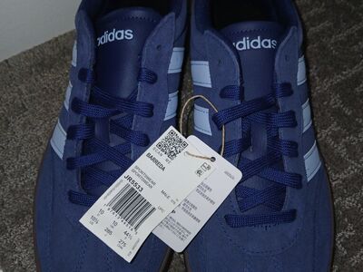 Adidas Barreda shoes. mens 10.5 NEW