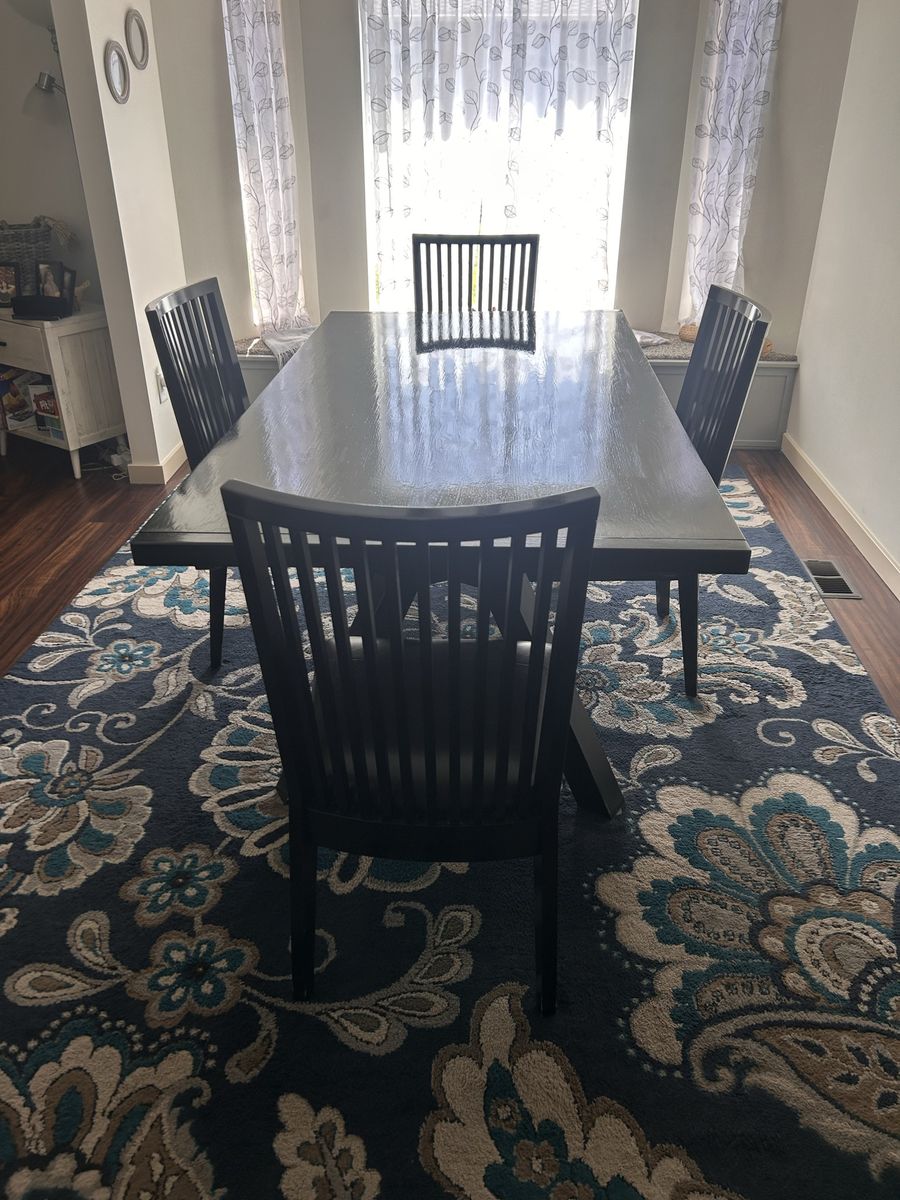 Solid Wood Black Varnished Extendable Table & 4 Chairs - NEED GONE ASAP