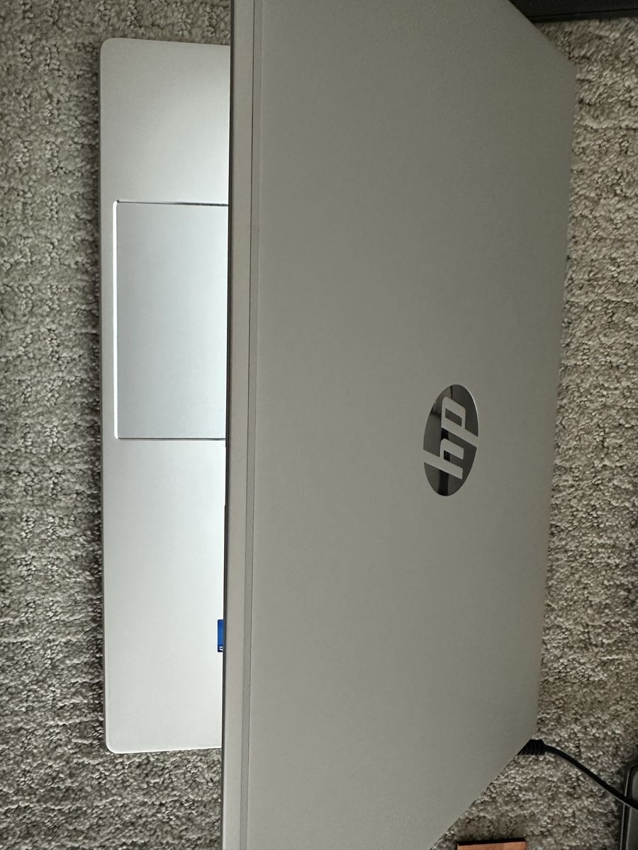 Main image 4
