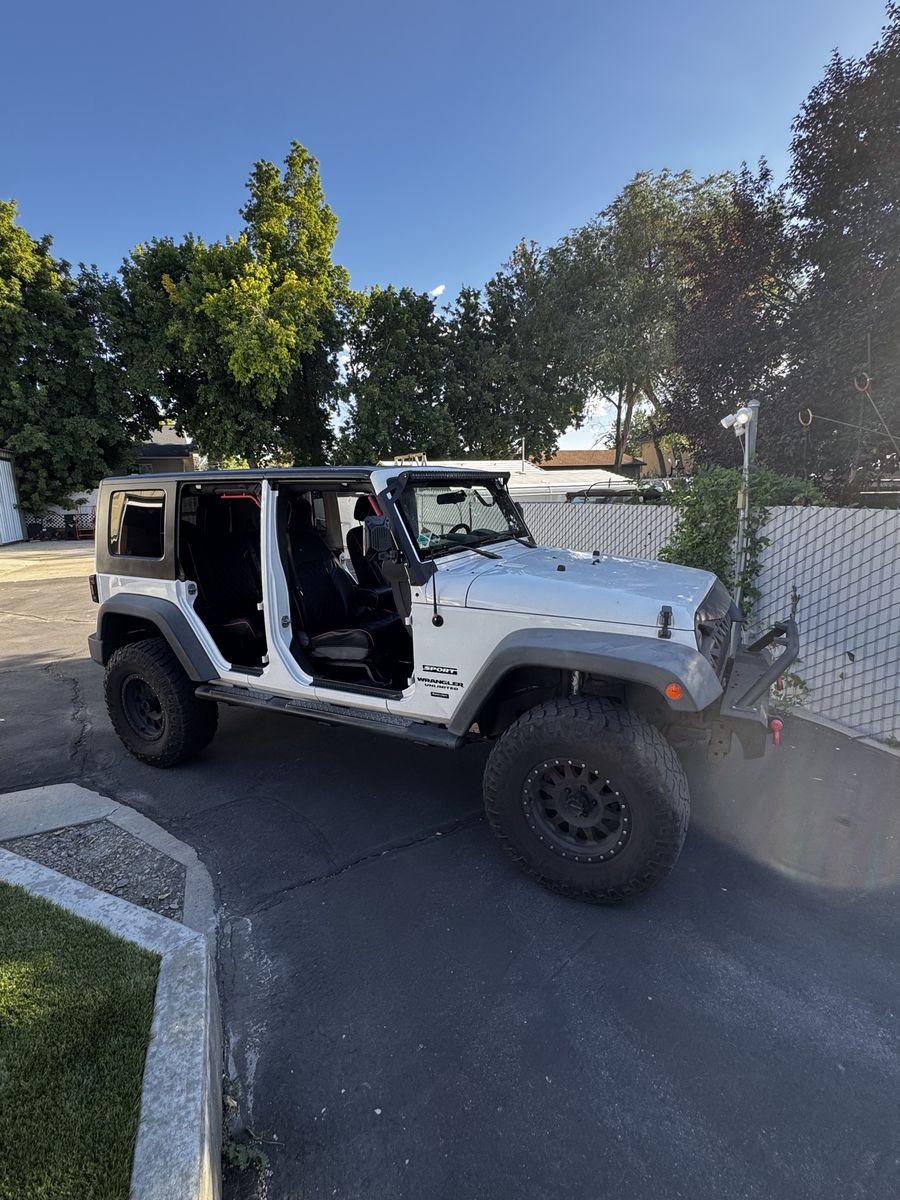 2010 Jeep Wrangler Unlimited Sport