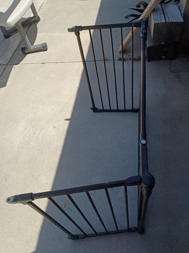 Gate