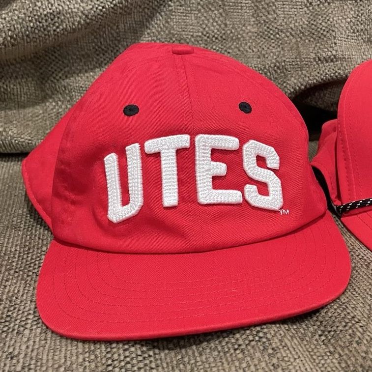 LIKE NEW Red Utah Utes SnapBack Hat
