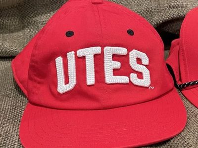 LIKE NEW Red Utah Utes SnapBack Hat