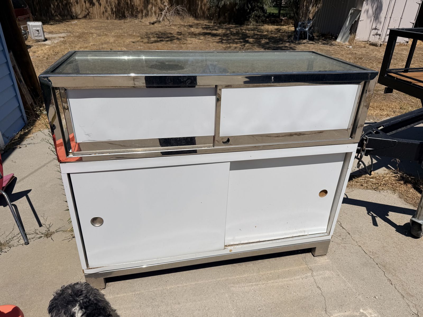4 Glass Store display cases
