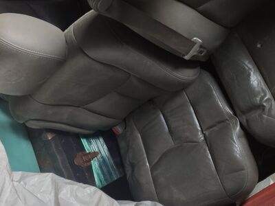 Middle Row Escalade Seats