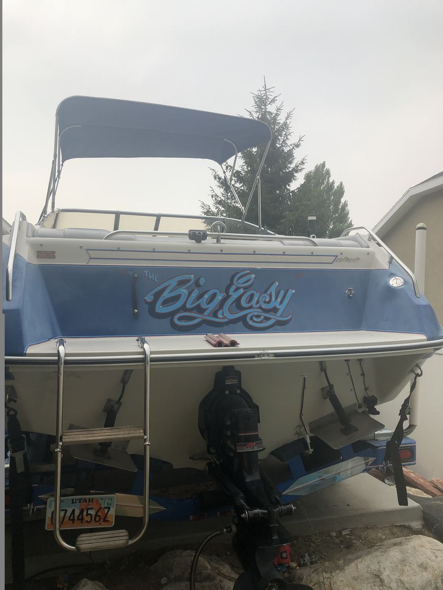 "The Big Easy" - 24' Sea Ray Cuddy Cabin Cruiser with Trailer).
