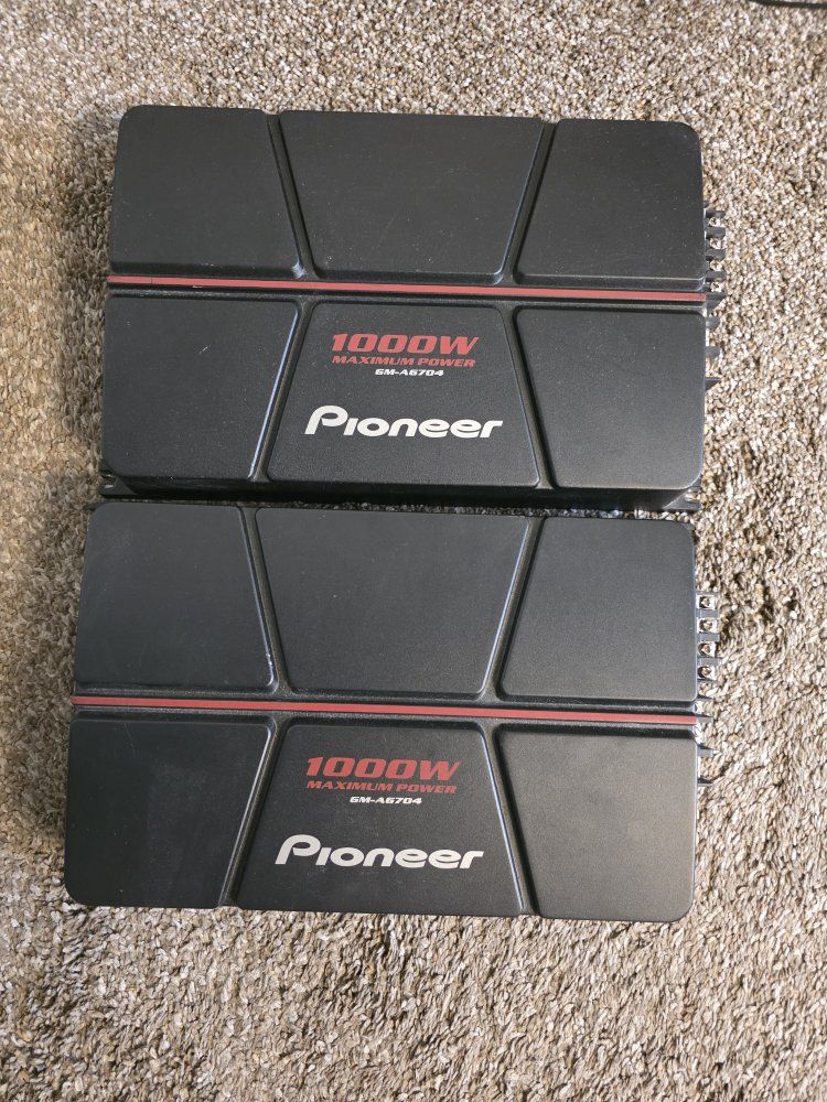 2 - Pioneer GM-A6704 4-Channel Car Amplifiers