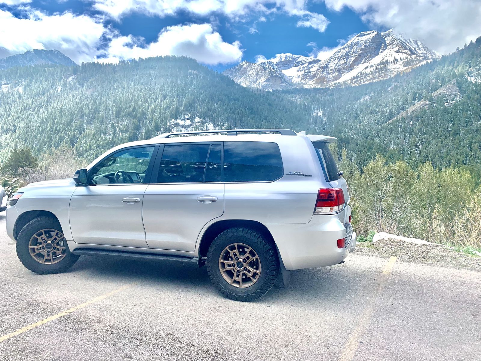 2021 Toyota Land Cruiser Heritage Edition