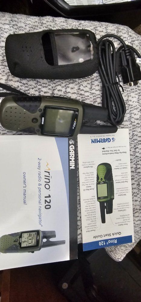 Garmin Rino 120 2-Way Radio Personal Navigator GPS - Used, with Manuals & Case