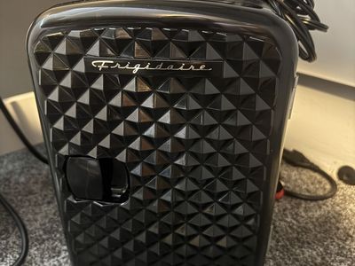 frigidaire mini fridge