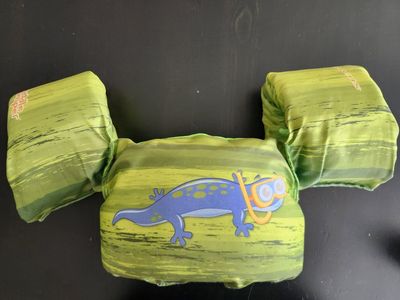 Stearns Puddle Jumper Child Life Jacket Floaties Swim Vest Swimming Toddler Boy Girl Unisex 30-50 lbs Coast Guard Approved