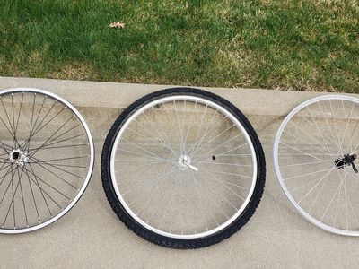3 Mountain Bike Wheels