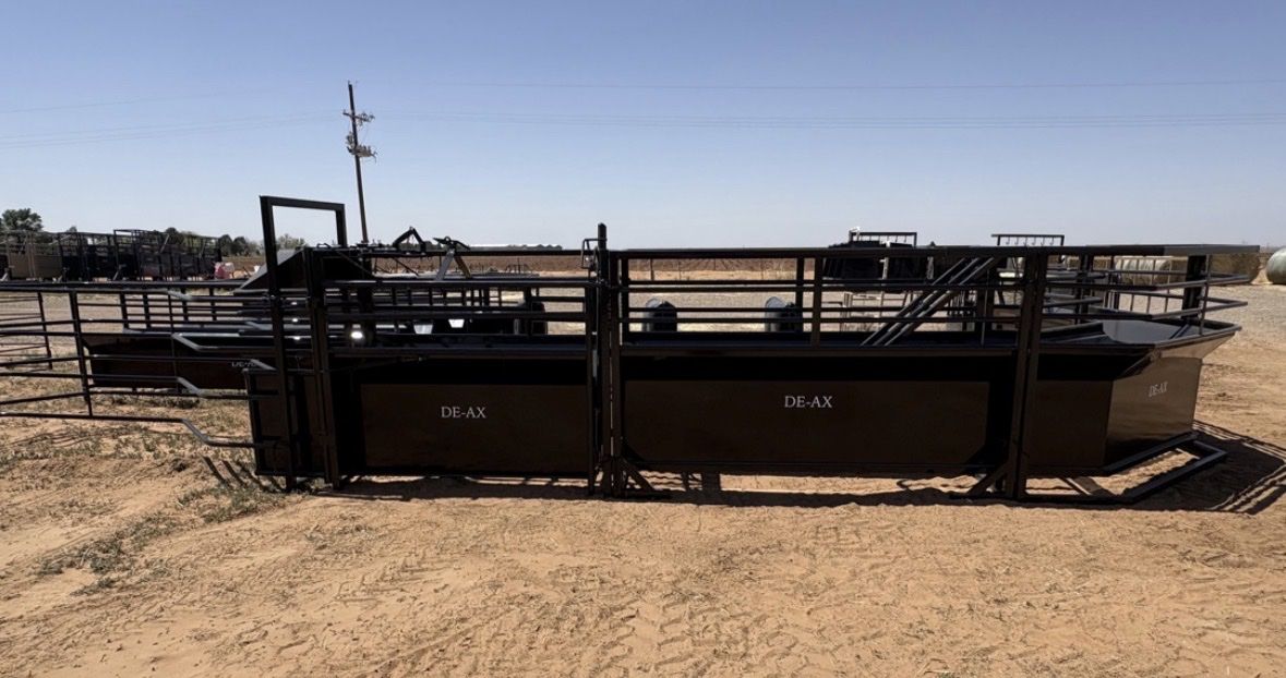 DE-AX roping chute, lead ups & stripping chute