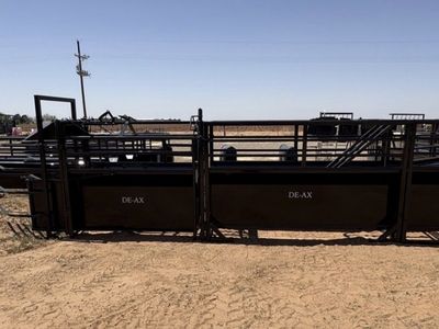 DE-AX roping chute, lead ups & stripping chute