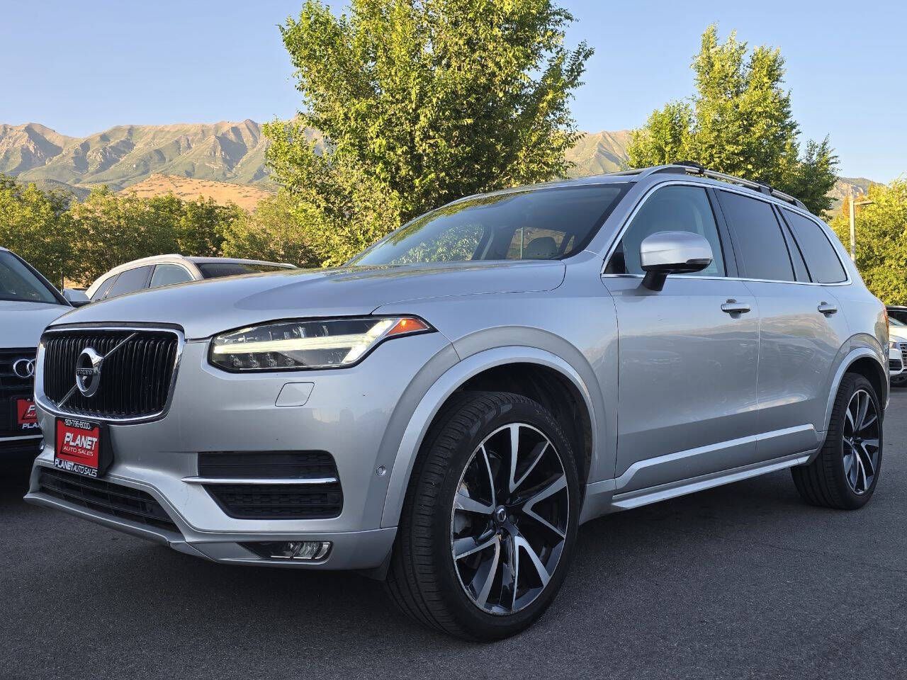 2018 Volvo XC90 T6 Momentum