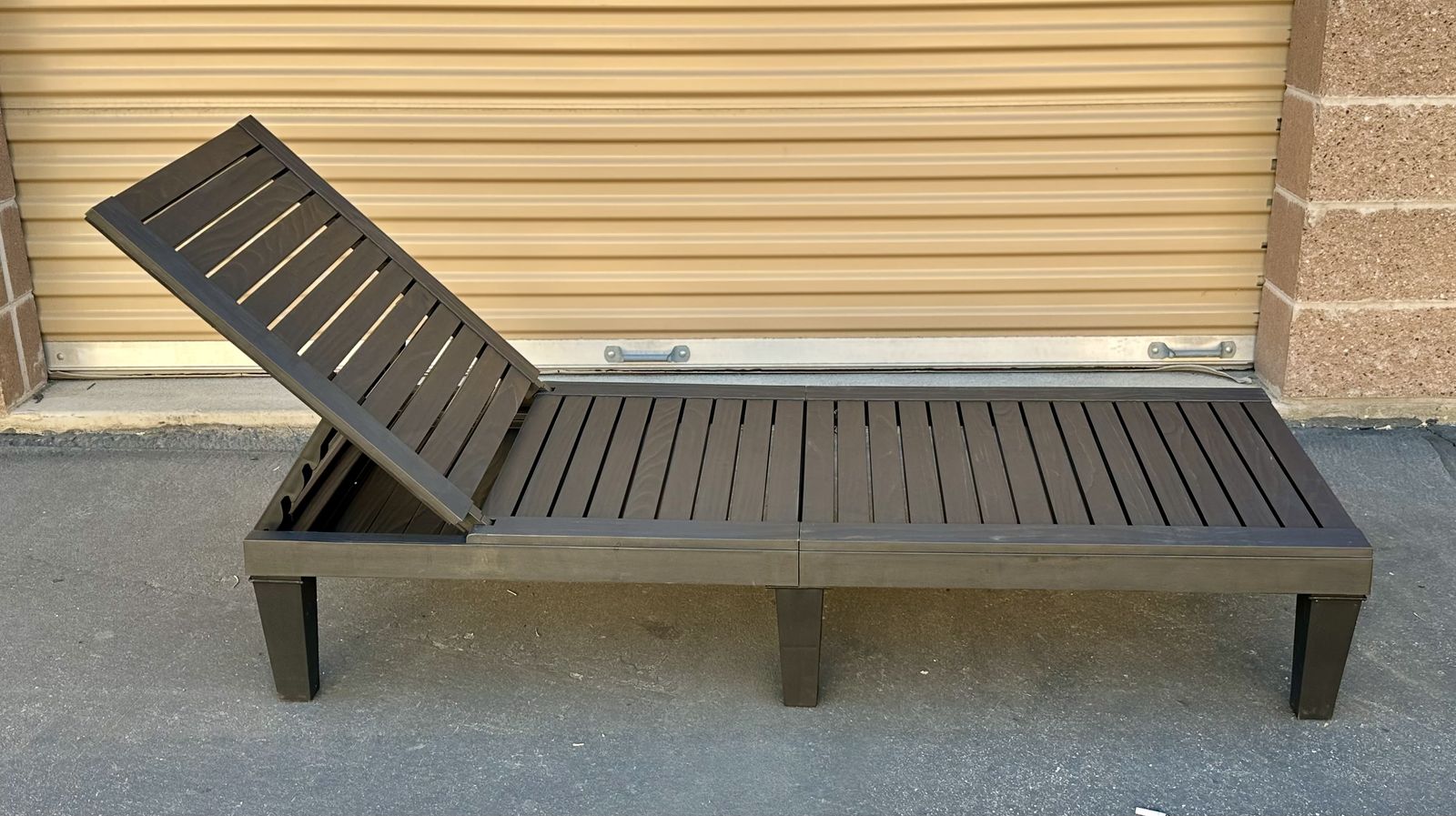 4 New Outdoor Chaise Lounge Pool Chairs