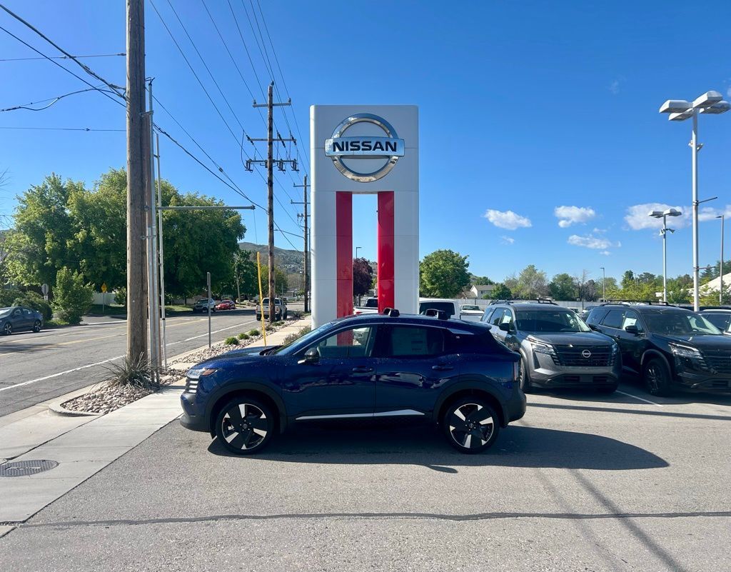 2026 Nissan Kicks SR