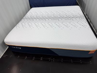 Nectar Ultra King Mattress - Like New!