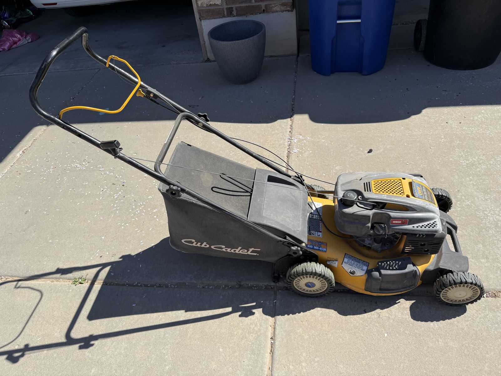 Cub Cadet Push Lawn Mower