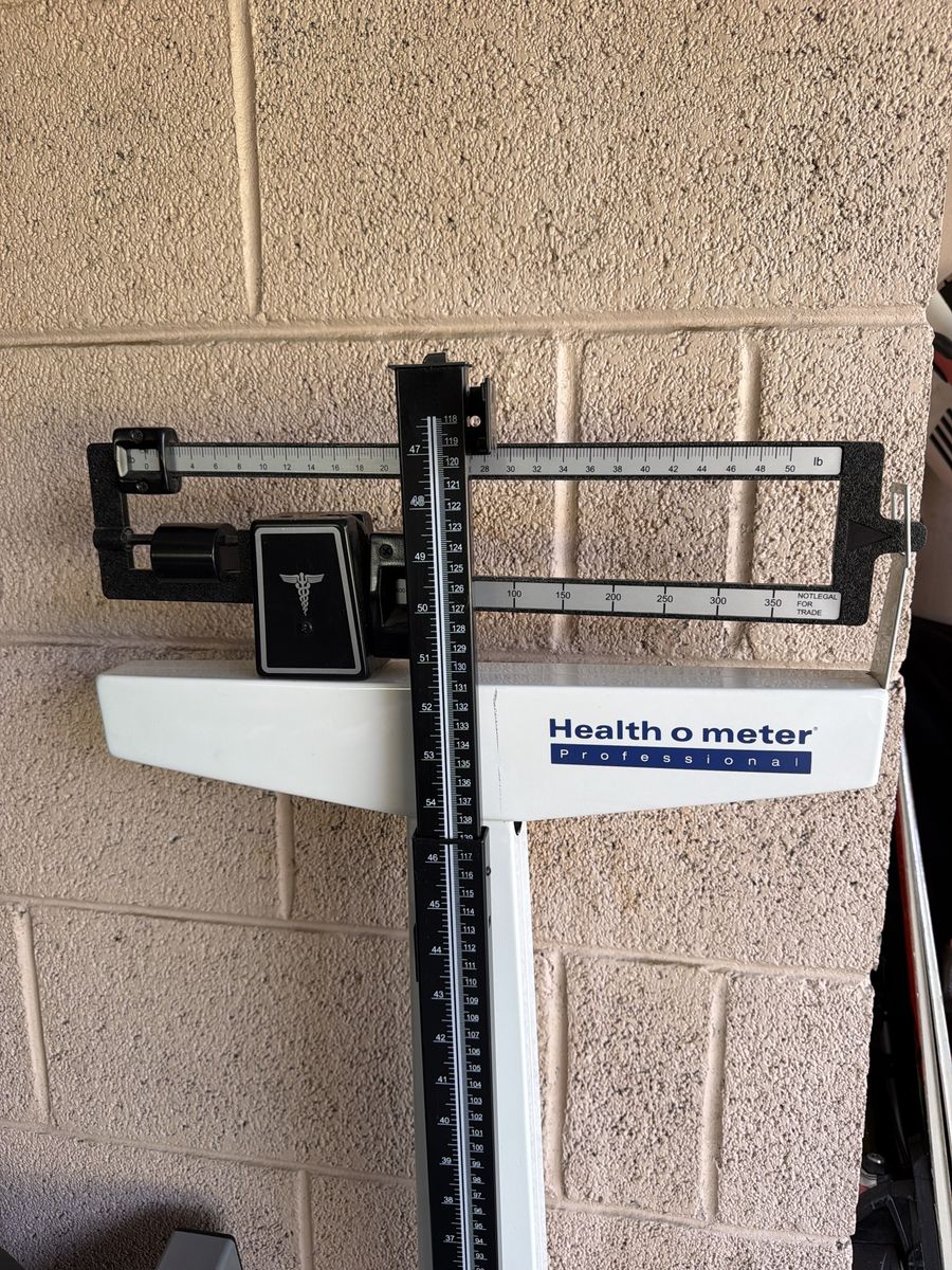 Free physician scale