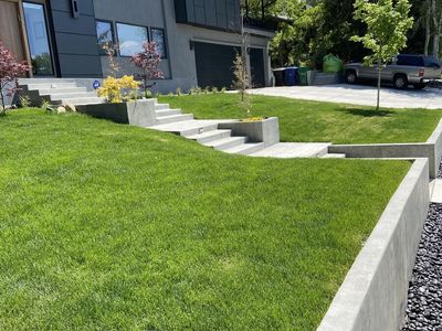 Landscaping | Putting Green | Concrete Flatwork