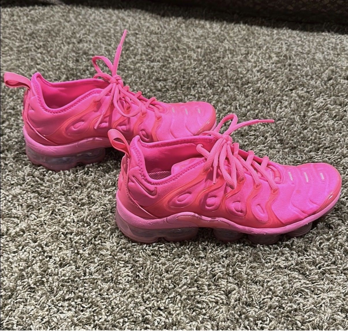 Nike Women’s Vapor Air Max 8