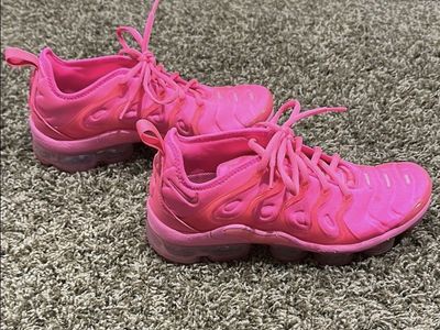 Nike Women’s Vapor Air Max 8