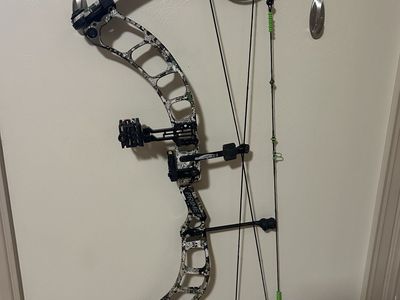 LH Prime Centergy Archery Bow