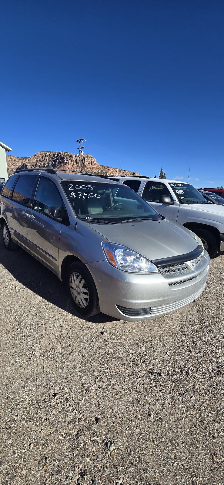 2005 TOYOTA SIENNA LE 7 Passenger