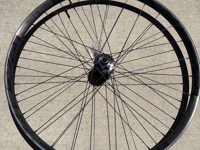 Raceface Aeffect R30 29" Mountain Bike Wheel - 30mm Wide, Trace Hub. New