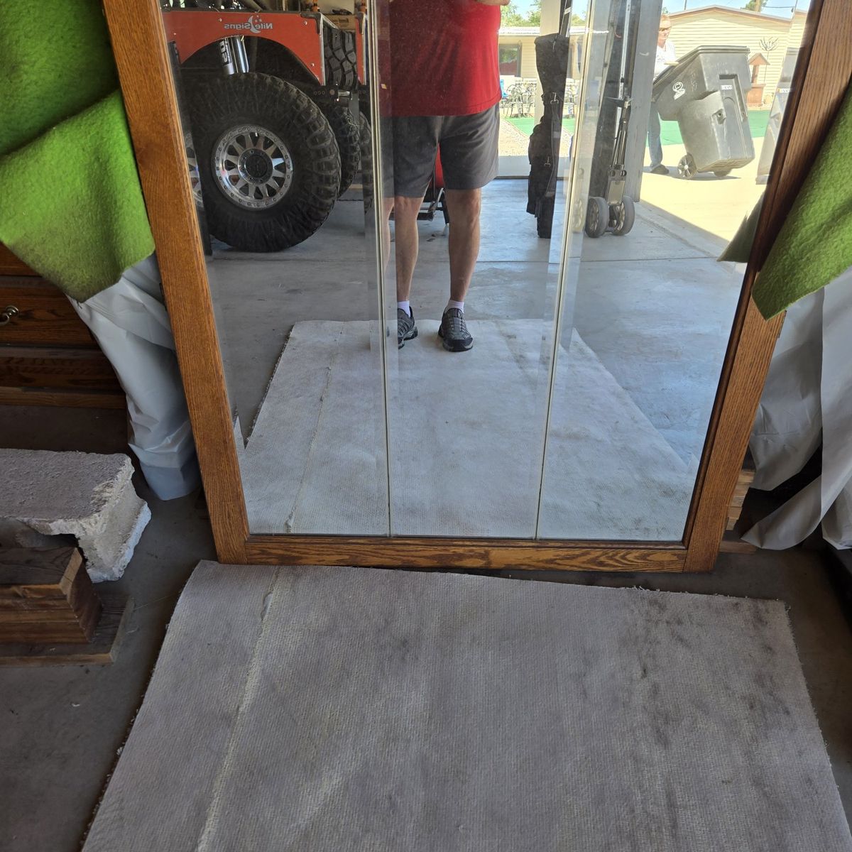 Three panel mirror