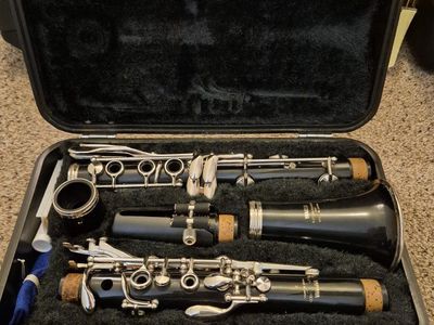 Yamaha Clarinet with Warranty