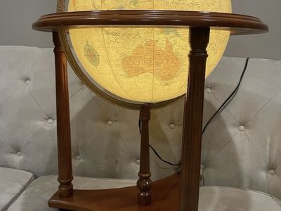 Vtg Replogle Heirloom 16" Lighted Floor Globe, Neoclassical Wood Stand w/ Wheels