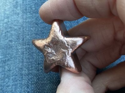 1.3 oz .999 fine copper star hand poured