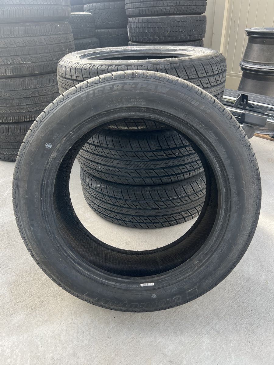 235/55r19 Uniroyal