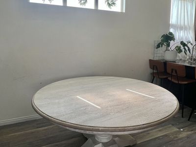 60” Round Wood Pedestal Dining Table – Seats 4–6