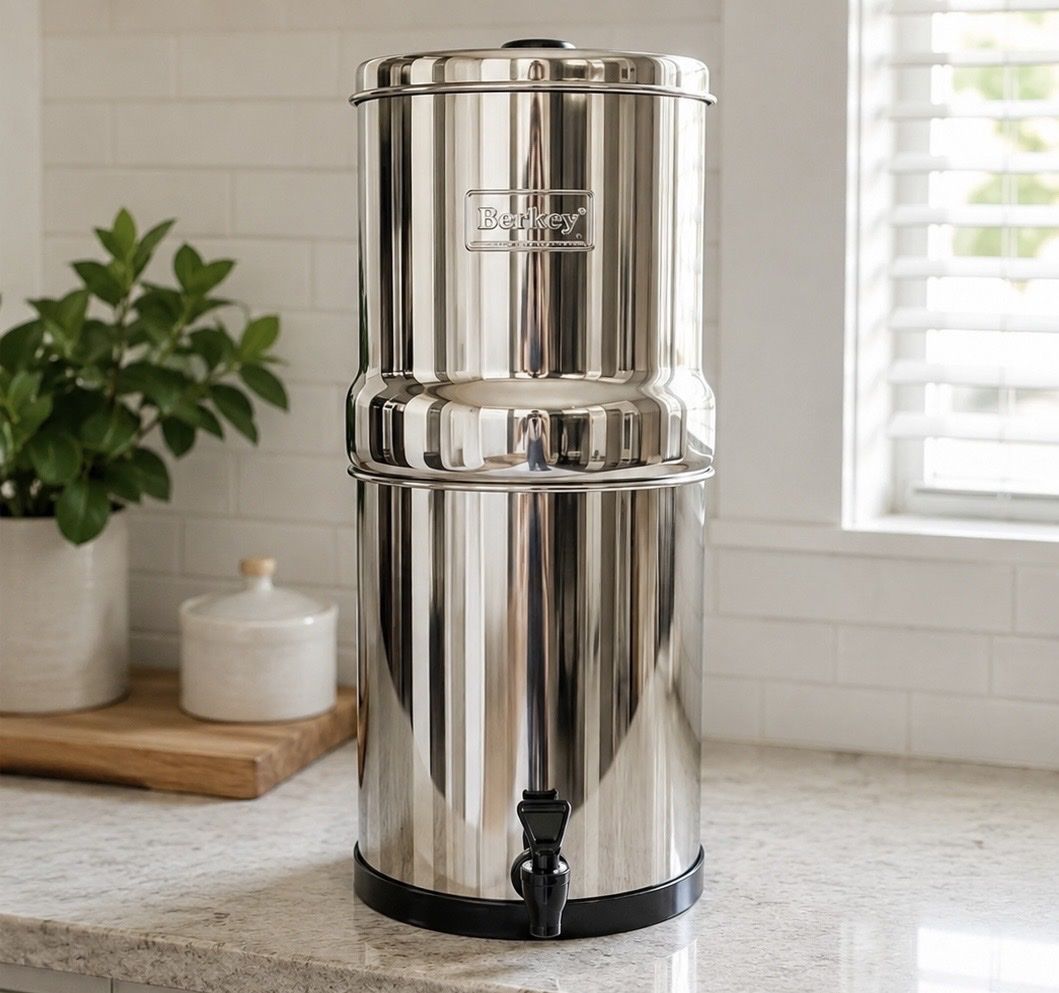 Big Berkey Stainless Steel Water Filter – Like New