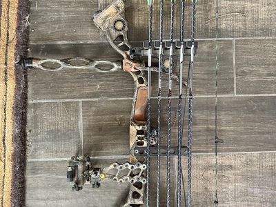 Mathews Legacy Solo Cam 70lb Bow