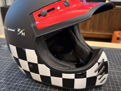 Bell x FastHouse Moto 3 Helmet (Large)
