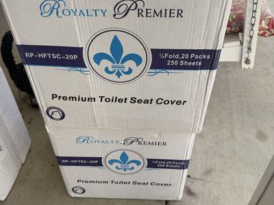 Royalty Premier Premium Toilet Seat Covers 1/2 Fold 20 Packs 250 Sheets
