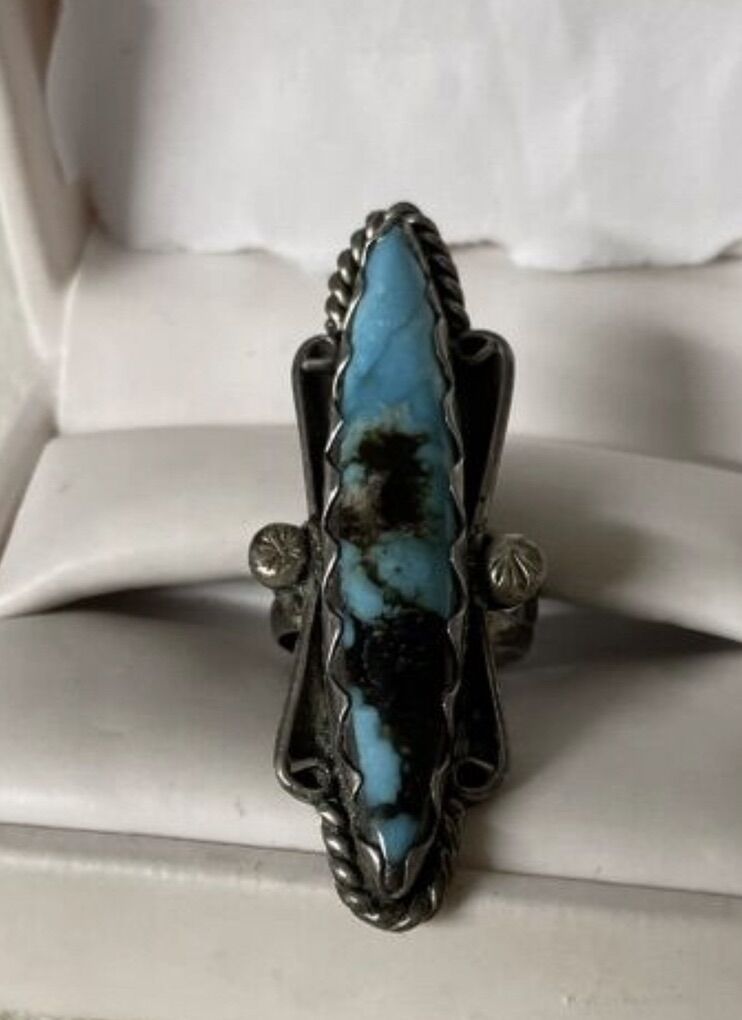 Native American Turquoise Teardrop Ring .size 6