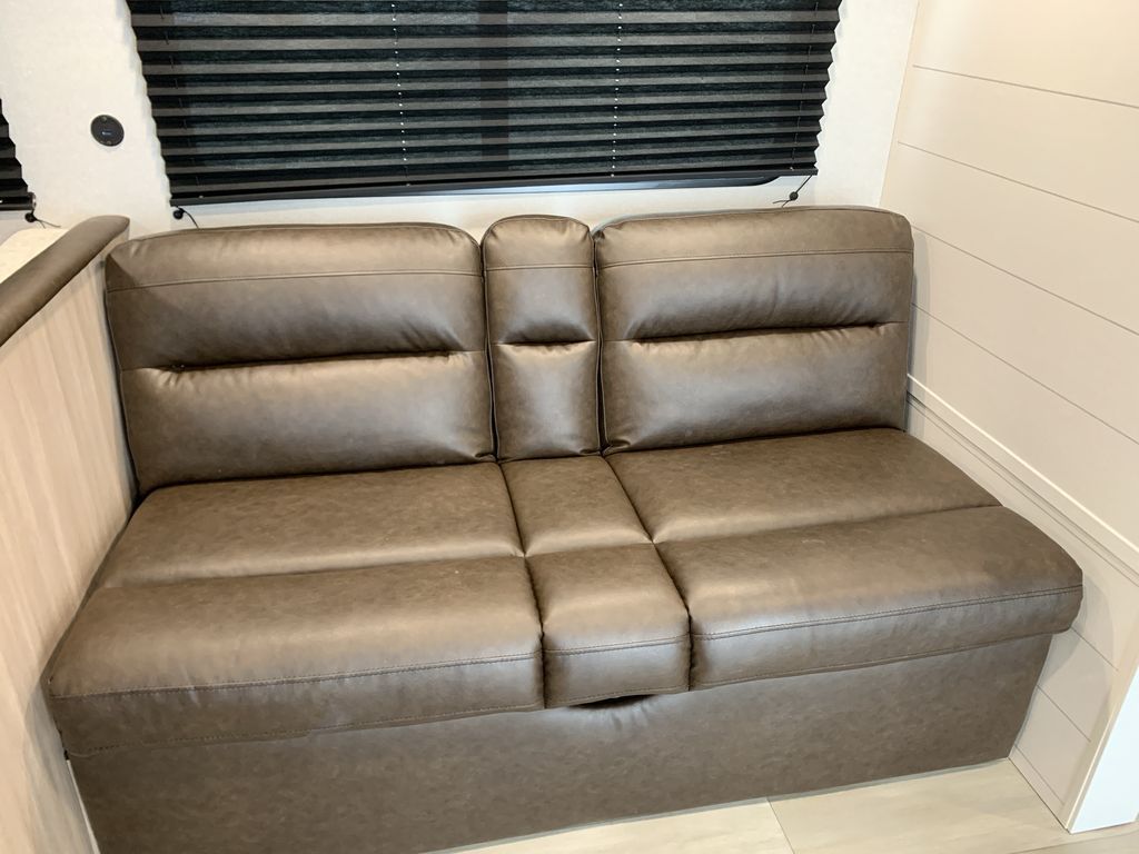 Main image 20