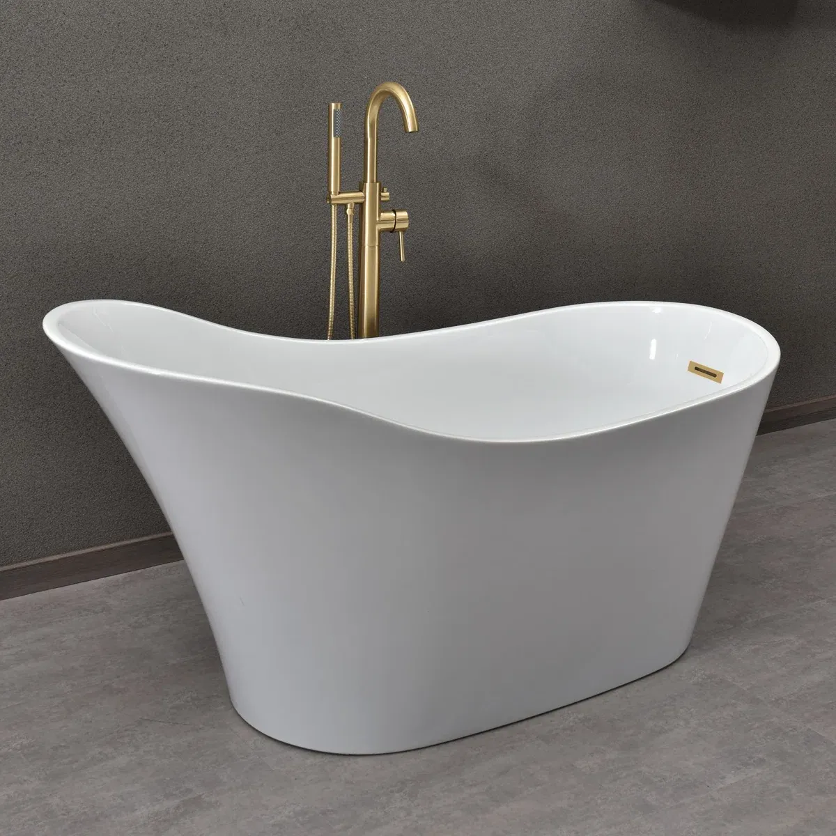Woodbridge Acrylic Bathtub