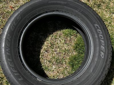 Cooper Lifeliner GLS 215/65 16 All Season Tire