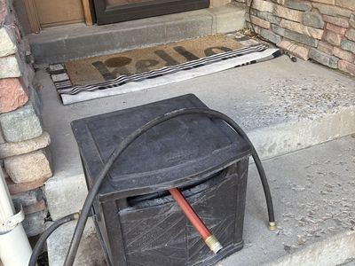 Suncast Brown Plastic Hose Reel Storage Box - Holds Standard Garden Hoses with 100 Foot Rubber Hose.
