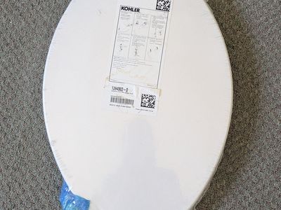 Brand New Kohler toilet seat - elongated, soft close