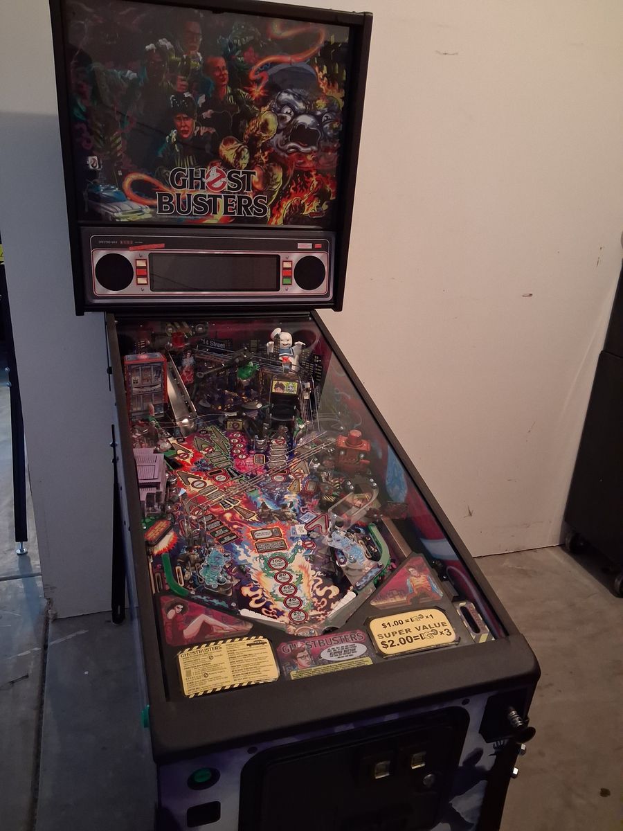 Stern Ghostbusters Premium Pinball Machine