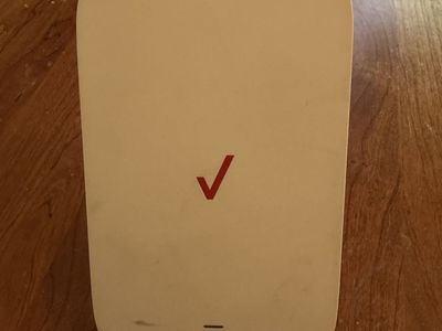 Verizon 5G Mini WiFi Extender CME1000 - Wall Plug-in for Enhanced Coverage