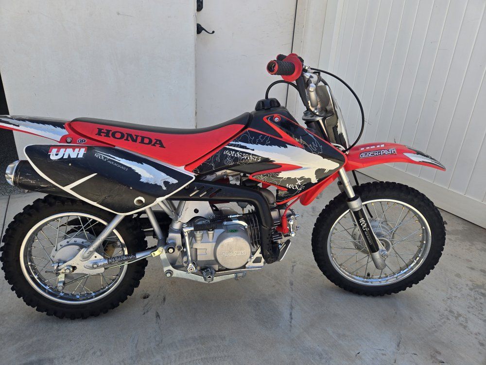 Honda CRF70F Dirt Bike